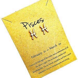 Women's Earrings Pisces Zodiac Sign Gold Tone on Gift Card